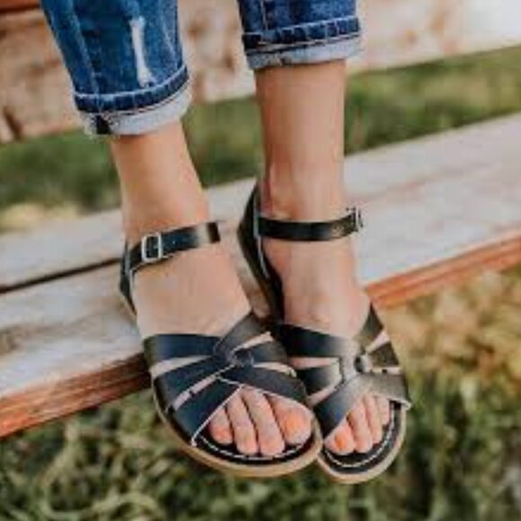 Salt Water Sandals by Hoy Shoes - Black Original *Salt Water Sandals* | Water-Friendly | *Women's 6 / Hoy 4* | EUC
